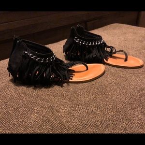 Women’s Fringe Pierre Dumas sz 8.5 black